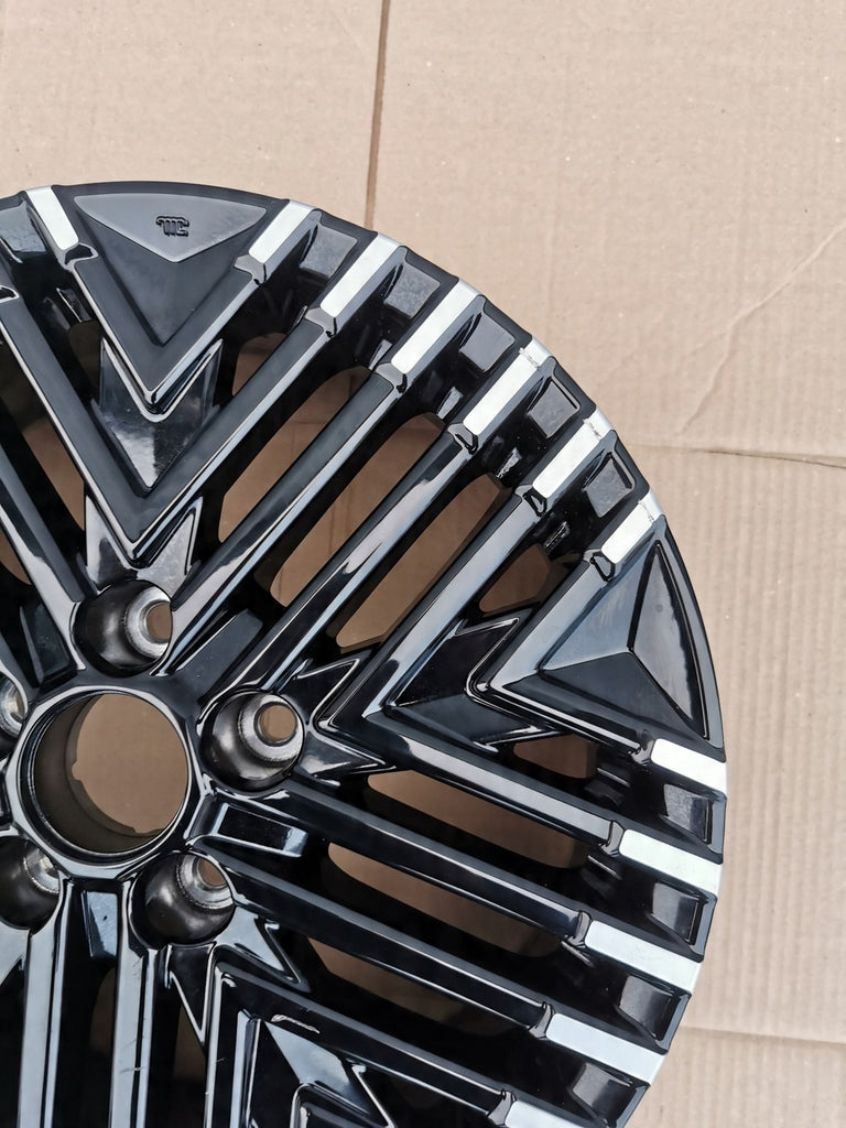 1x Alufelge 17 Zoll 6.5" 5x114.3 45ET Glanz Schwarz R337653 Nissan Leaf