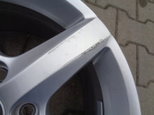 Load image into Gallery viewer, 1x Alufelge 16 Zoll 6.5&quot; 5x112 42ET Silber 3AA071496 VW Passat Rim Wheel