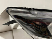 Laden Sie das Bild in den Galerie-Viewer, Frontscheinwerfer Iveco Daily I 5801473749 Rechts Scheinwerfer Headlight SCH3029565136uk