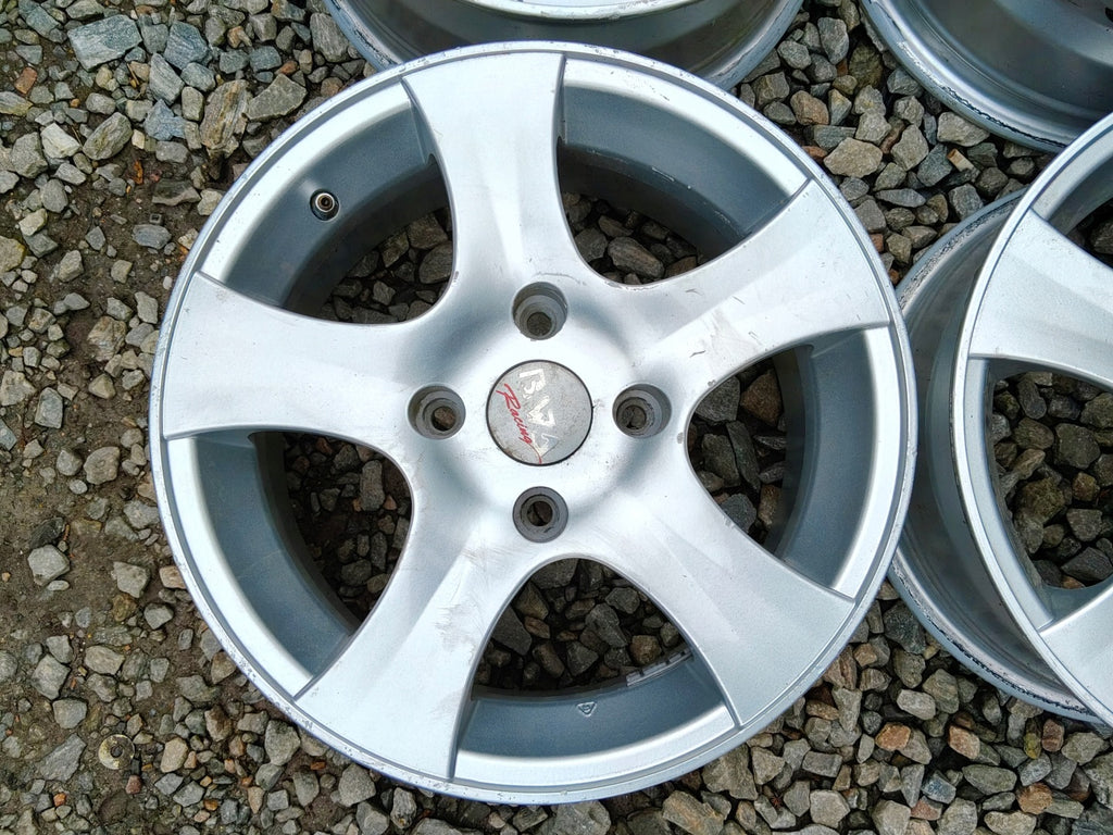 4x Alufelge 15 Zoll 6.5" 4x114.3 37ET Glanz Silber Mitsubishi I Rim Wheel FEL1338564562aq