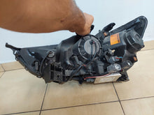 Laden Sie das Bild in den Galerie-Viewer, Frontscheinwerfer Mitsubishi Asx P9239 Xenon Rechts Scheinwerfer Headlight