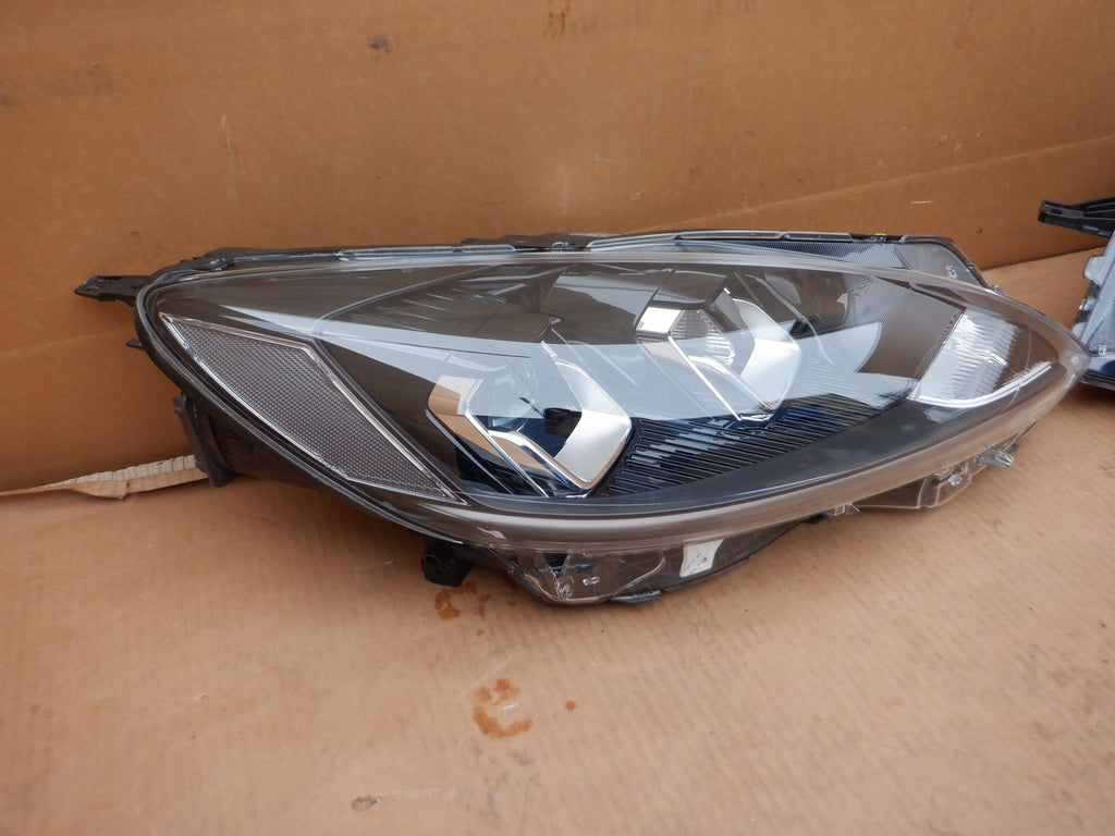 Frontscheinwerfer Ford Kuga LV4B-13W030-AF LED Ein Satz Scheinwerfer Headlight