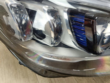 Laden Sie das Bild in den Galerie-Viewer, Frontscheinwerfer Mercedes-Benz W205 A2059061606KZ Rechts Scheinwerfer Headlight SCH6493915414wu