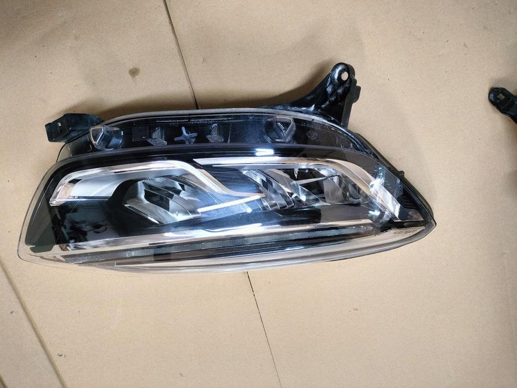 Frontscheinwerfer Renault Captur 260101671R LED Rechts Scheinwerfer Headlight