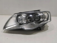 Laden Sie das Bild in den Galerie-Viewer, Frontscheinwerfer VW Passat 3C0941751D Xenon Links Scheinwerfer Headlight SCH3256213593hy