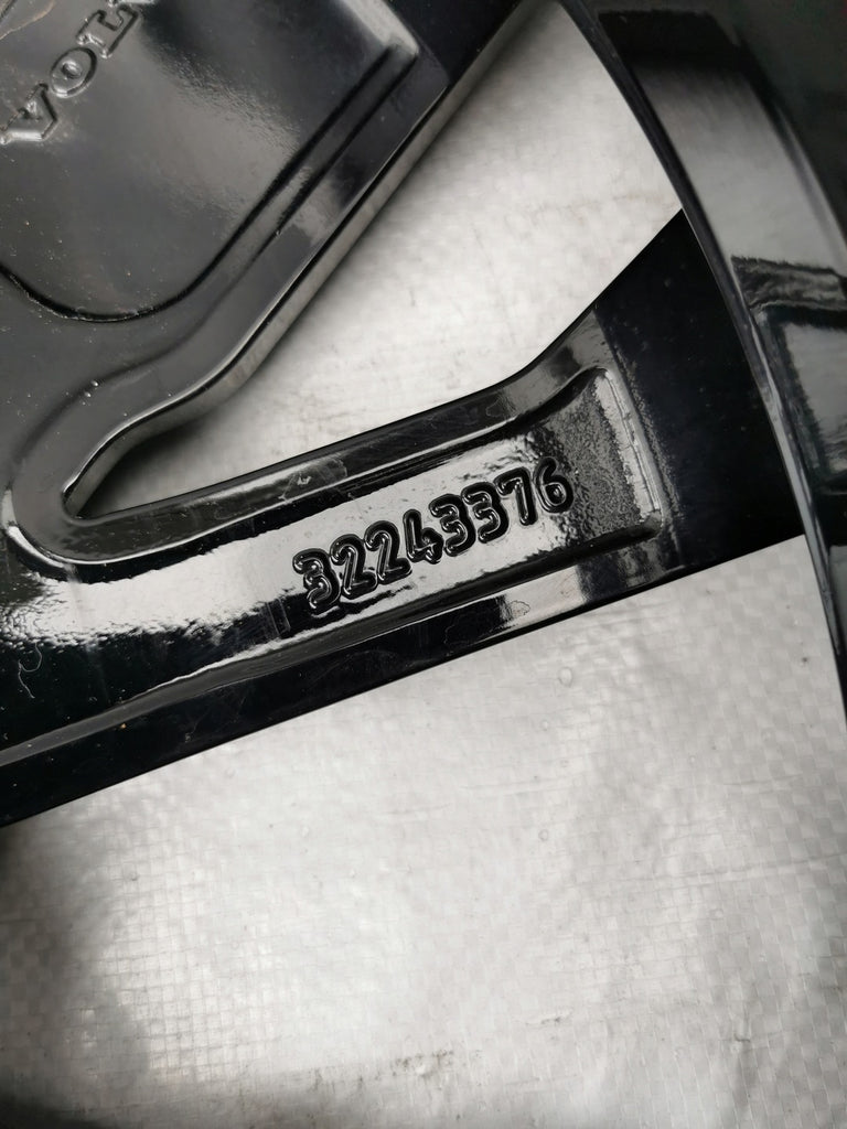 1x Alufelge 20 Zoll 8.0" 5x108 50 5ET 32243376 Volvo Xc40 Rim Wheel