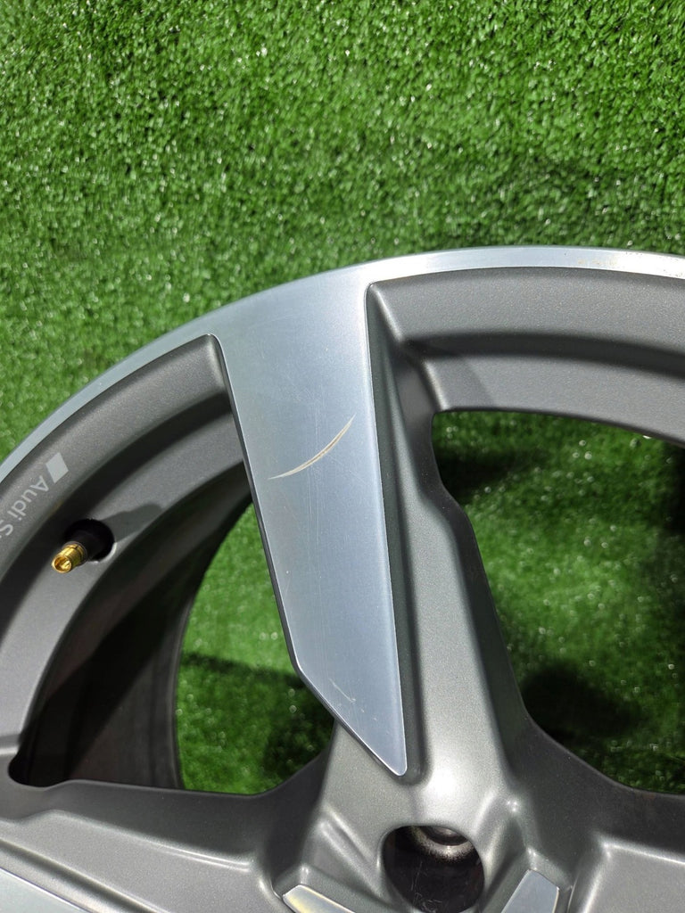 1x Alufelge 17 Zoll 7.5" 5x112 82A601025P Audi A1 Rim Wheel FEL8127368613ef