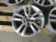 Laden Sie das Bild in den Galerie-Viewer, 4x Alufelge 16 Zoll 6.5" 5x112 33ET Glanz Silber 5N0601025 VW Tiguan Rim Wheel FEL8595632623nn