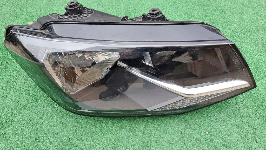 Frontscheinwerfer VW Caddy 2K1941016A Rechts Scheinwerfer Headlight