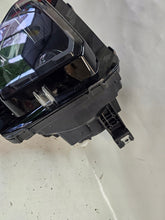 Laden Sie das Bild in den Galerie-Viewer, Frontscheinwerfer Dacia Spring 260602460R Links Scheinwerfer Headlight SCH6096603985gr