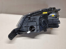 Laden Sie das Bild in den Galerie-Viewer, Frontscheinwerfer Skoda Yeti 5L1941016C Xenon Rechts Scheinwerfer Headlight