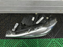 Laden Sie das Bild in den Galerie-Viewer, Frontscheinwerfer BMW 3 F30 F31 7259525 Xenon Links Scheinwerfer Headlight SCH2364150561yq