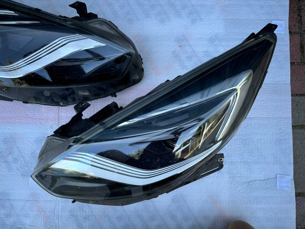 Frontscheinwerfer Opel Zafira C 13472663 13472662 Full LED Rechts oder Links