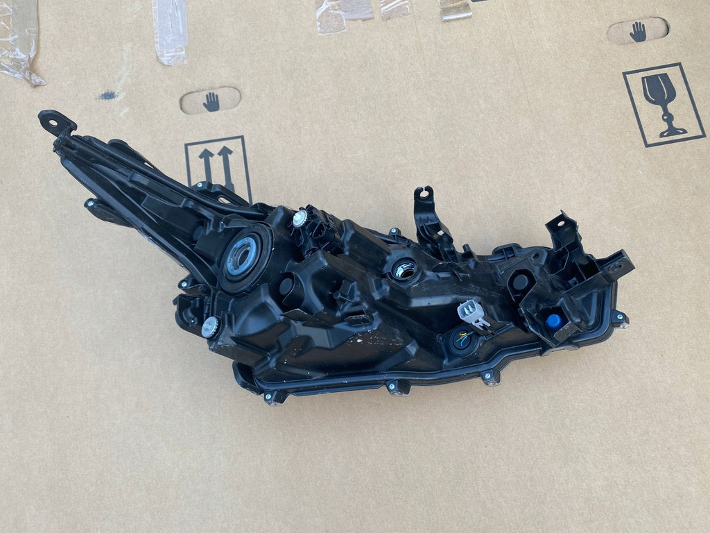 Frontscheinwerfer Toyota Corolla Links Scheinwerfer Headlight