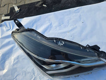 Load image into Gallery viewer, Frontscheinwerfer Toyota Yaris LED Rechts Scheinwerfer Headlight SCH4501586680tf