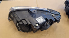 Load image into Gallery viewer, Frontscheinwerfer Audi A4 B7 LE03A6110 Links Scheinwerfer Headlight