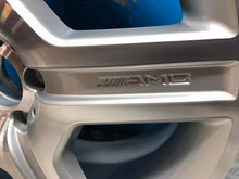 Load image into Gallery viewer, 1x Alufelge 19 Zoll 8.5" 5x112 43 5ET A2214012602 Mercedes-Benz W221 Rim Wheel FEL6210127514wv