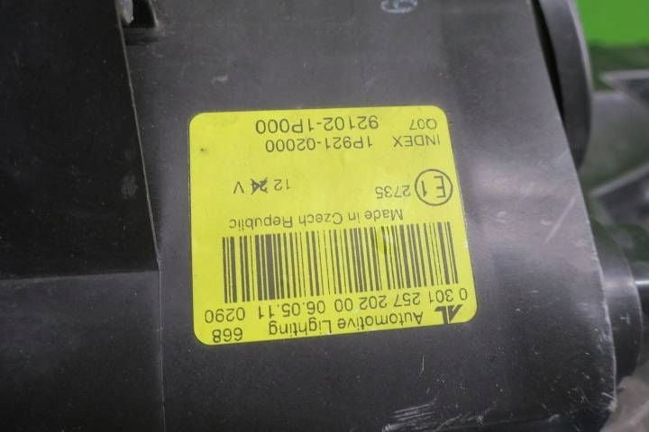 Frontscheinwerfer Kia Venga 921021P000 1P92102000030125720200 Rechts Headlight SCH1922634349yc