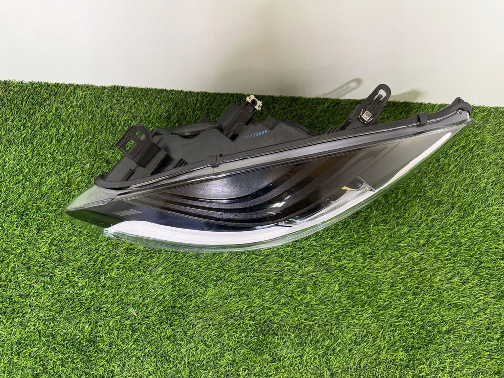 Frontscheinwerfer Renault Megane III 55111A5L 260609865R Links Headlight SCH3652811718th