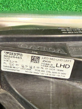 Laden Sie das Bild in den Galerie-Viewer, Frontscheinwerfer Volvo V40 32228483 Links Scheinwerfer Headlight SCH6649663963vd