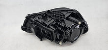 Laden Sie das Bild in den Galerie-Viewer, Frontscheinwerfer Mercedes-Benz Cla A1189062500 Full LED Links Headlight