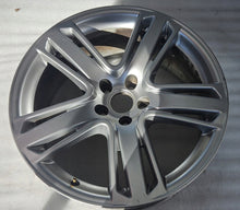 Laden Sie das Bild in den Galerie-Viewer, 1x Alufelge 19 Zoll 8.0" 5x112 26ET Glanz Schwarz 8T0601025 Audi A5 Rim Wheel FEL6704272761gv