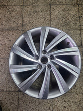 Load image into Gallery viewer, 1x Alufelge 18 Zoll 7.5" 5x112 48ET 5E3601025H Skoda Octavia Iv Rim Wheel FEL1290655762at