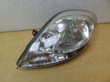 Load image into Gallery viewer, Frontscheinwerfer Opel Vivaro 8200701354 93859829 Links Scheinwerfer Headlight