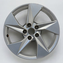 Load image into Gallery viewer, 1x Alufelge 17 Zoll 8.0&quot; 5x112 46ET Glanz Silber 8Y0601025 Audi Rim Wheel