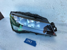 Load image into Gallery viewer, Frontscheinwerfer Skoda Superb III 3V1941016C Rechts Scheinwerfer Headlight SCH3257353712jy