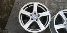 Load image into Gallery viewer, 4x Alufelge 16 Zoll 7.0" 5x108 50ET Glanz Silber 31423046 Volvo V70 I V60 S60 FEL9105170772kn