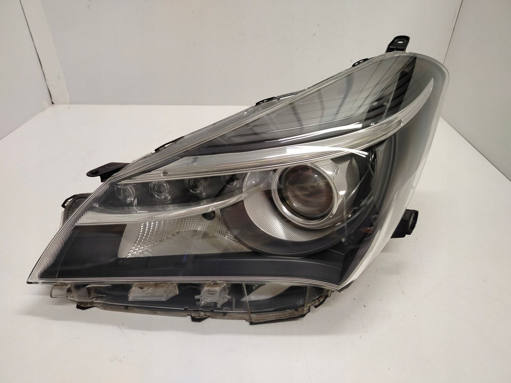 Frontscheinwerfer Toyota Yaris LED Ein Stück (Rechts oder Links) Headlight