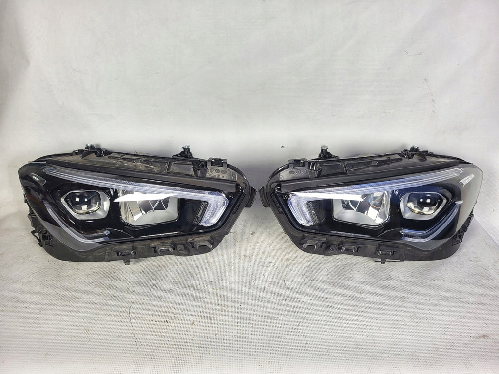 Frontscheinwerfer Mercedes-Benz Cla A1189068300 A1189068400 Ein Satz Headlight SCH2992526744rl