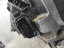 Load image into Gallery viewer, Frontscheinwerfer VW Touran 030129923400 5TB941082A Full LED Rechts Headlight