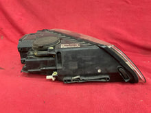 Laden Sie das Bild in den Galerie-Viewer, Frontscheinwerfer VW Touareg 7L6941015BK Xenon Links Scheinwerfer Headlight