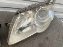 Laden Sie das Bild in den Galerie-Viewer, Frontscheinwerfer VW Passat 3C0941006Q Ein Satz Scheinwerfer Headlight SCH1358794709fs