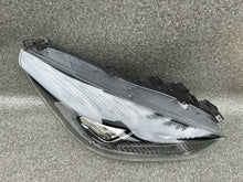 Laden Sie das Bild in den Galerie-Viewer, Frontscheinwerfer Ford Kuga I GV41-13D154-EF Bi-Xenon Rechts Headlight SCH3717957810we