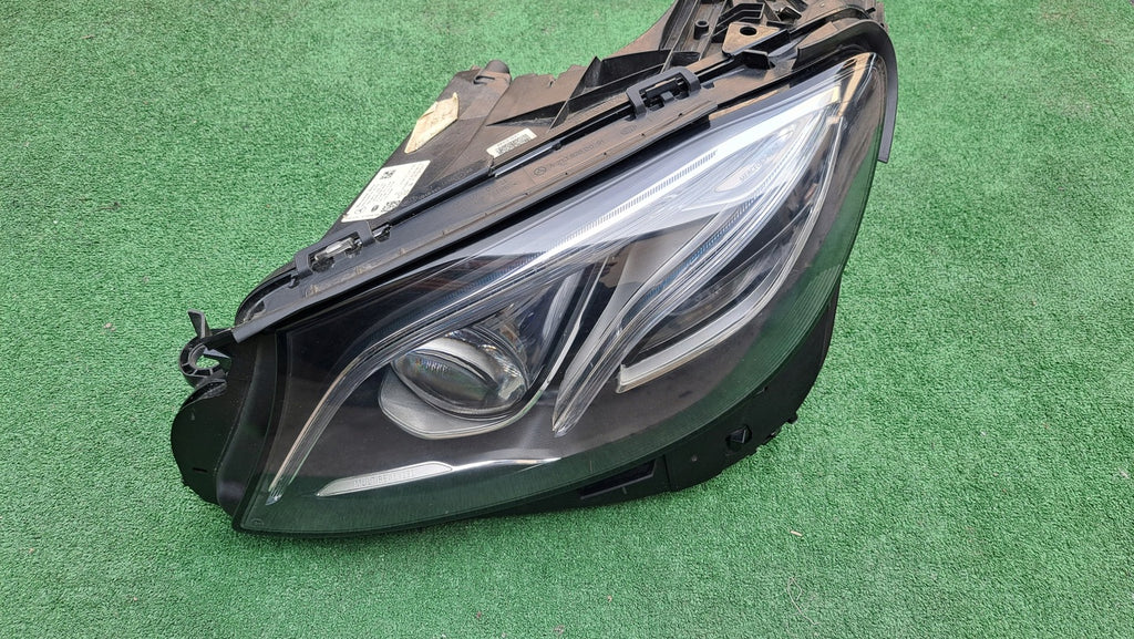 Frontscheinwerfer Mercedes-Benz W213 A2139064704KZ LED Links Headlight SCH2764353926td