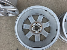 Laden Sie das Bild in den Galerie-Viewer, 4x Alufelge 16 Zoll 7.0" 5x112 42ET Glanz Silber 4F0071496 Audi A6 A4 I FEL2066459021xi
