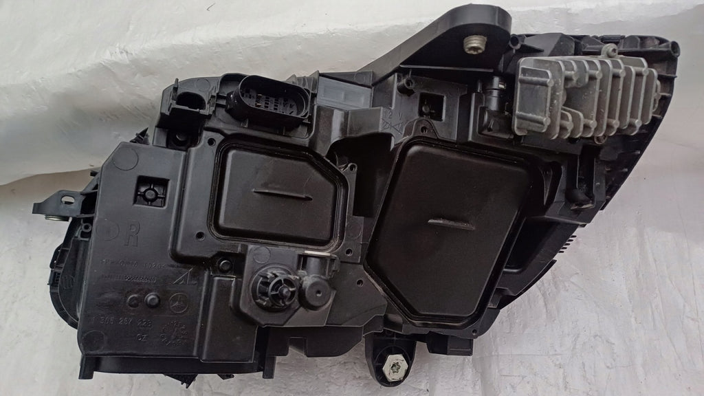 Frontscheinwerfer Mercedes-Benz W205 A205 A2059063803 LED Rechts Headlight SCH2994375433vb