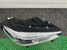 Laden Sie das Bild in den Galerie-Viewer, Frontscheinwerfer BMW X3 G01 7466118 Rechts Scheinwerfer Headlight SCH6069992340qb