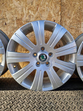 Load image into Gallery viewer, 4x Alufelge 17 Zoll 6.0" 5x112 45ET Glanz Silber 3T0601025J Skoda Octavia I FEL8399014551wf