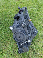 Laden Sie das Bild in den Galerie-Viewer, Frontscheinwerfer Skoda Superb 3V1941015A Xenon Links Scheinwerfer Headlight SCH5107882686bb