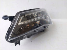 Laden Sie das Bild in den Galerie-Viewer, Frontscheinwerfer Seat Ateca 576941007F 90117433 LED Links Headlight