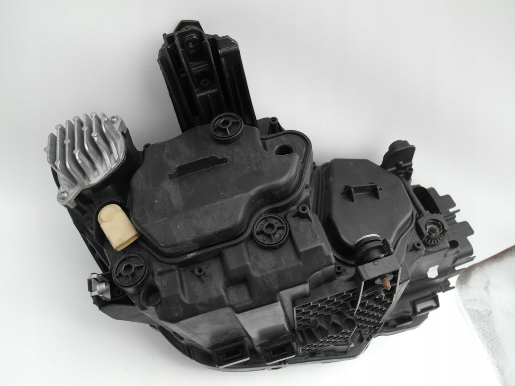 Frontscheinwerfer VW Passat B8 3G1941081T Full LED Ein Stück (Rechts oder Links) SCH2328196423yw