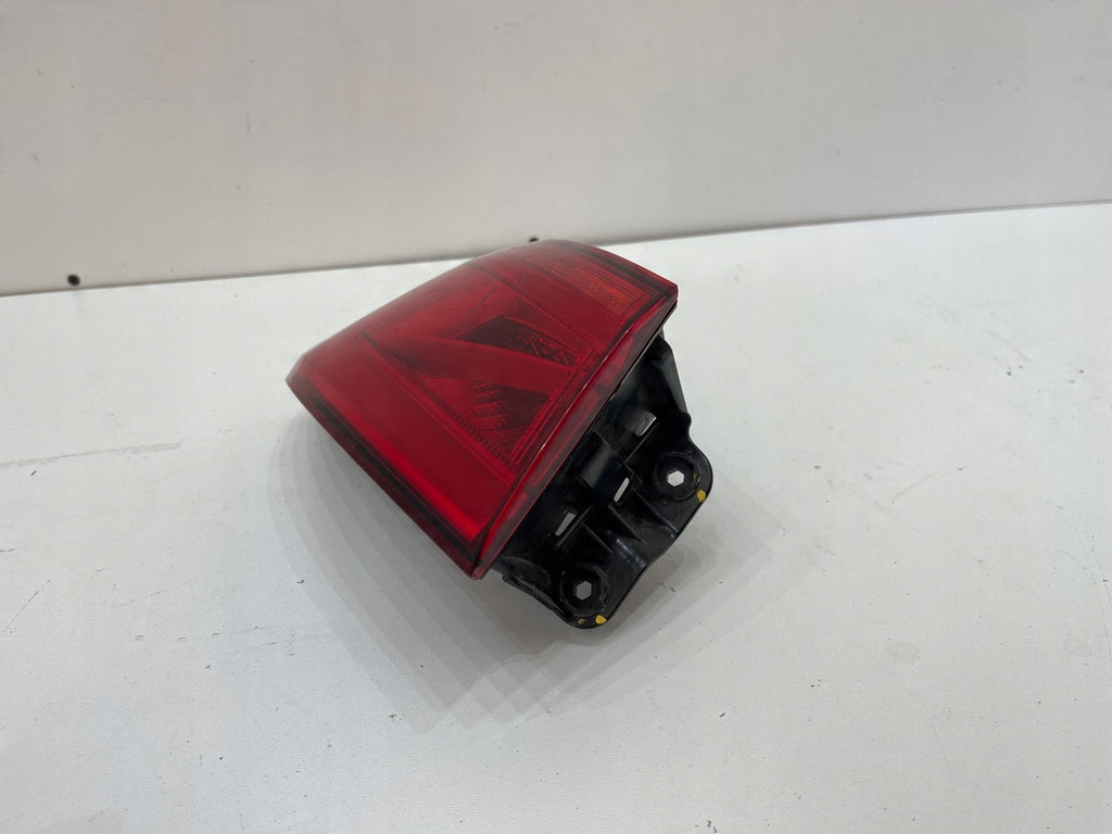 Rückleuchte Mercedes-Benz W205 A205 A2058200264 Rechts Rearlight