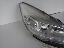 Laden Sie das Bild in den Galerie-Viewer, Frontscheinwerfer Ford Kuga CV44-13D154-AF Rechts Scheinwerfer Headlight