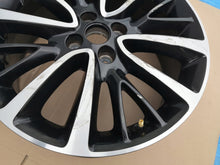Laden Sie das Bild in den Galerie-Viewer, 1x Alufelge 17 Zoll 7.0" 4x100 44ET Glanz Schwarz AA3P13402972 Opel Corsa E FEL6072083961op
