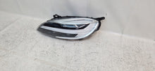 Laden Sie das Bild in den Galerie-Viewer, Frontscheinwerfer Volvo V40 32228483 LED Links Scheinwerfer Headlight SCH4753407041iv