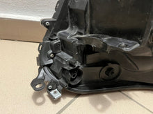 Laden Sie das Bild in den Galerie-Viewer, Frontscheinwerfer Toyota Rav 4 I Xenon Links Scheinwerfer Headlight SCH8333015451ms